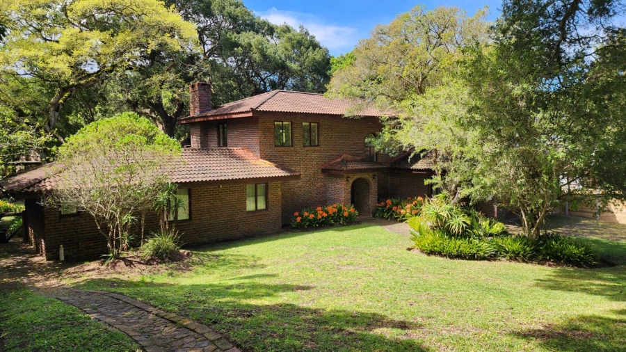 To Let 4 Bedroom Property for Rent in Brenton On Lake Western Cape